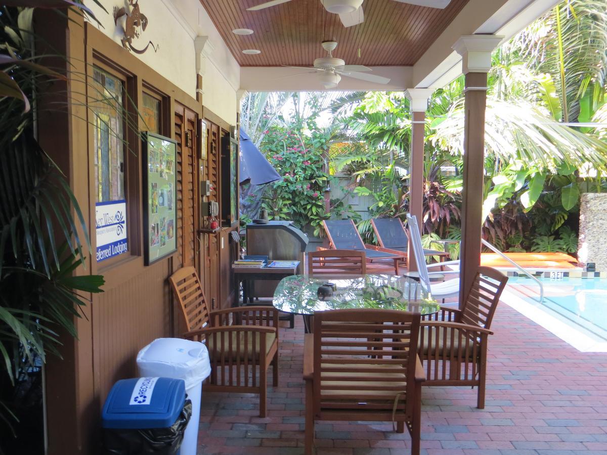 Travelers Palm Inn คีย์เวสต์ ภายนอก รูปภาพ